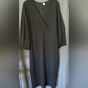 Lightweight wrap dress with belt